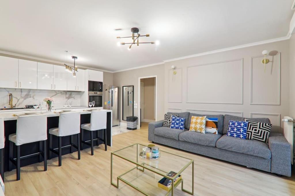 Appartement Design Pres Defense Безон Экстерьер фото